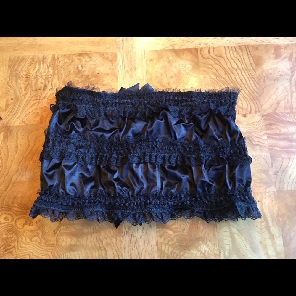 NWOT SEXY Bow Bandeau - Picture 6 of 8